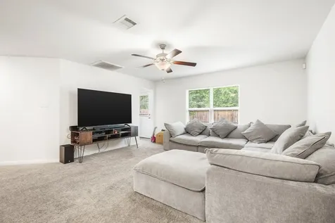 10619 Lost Maples Drive Cleveland TX 77328