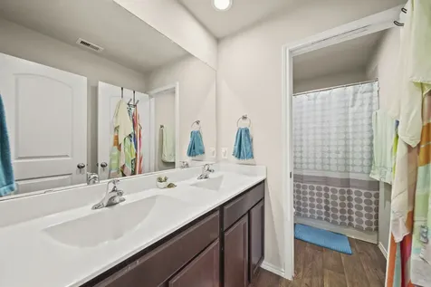 13997 Leigh Lake Lane Conroe TX 77384