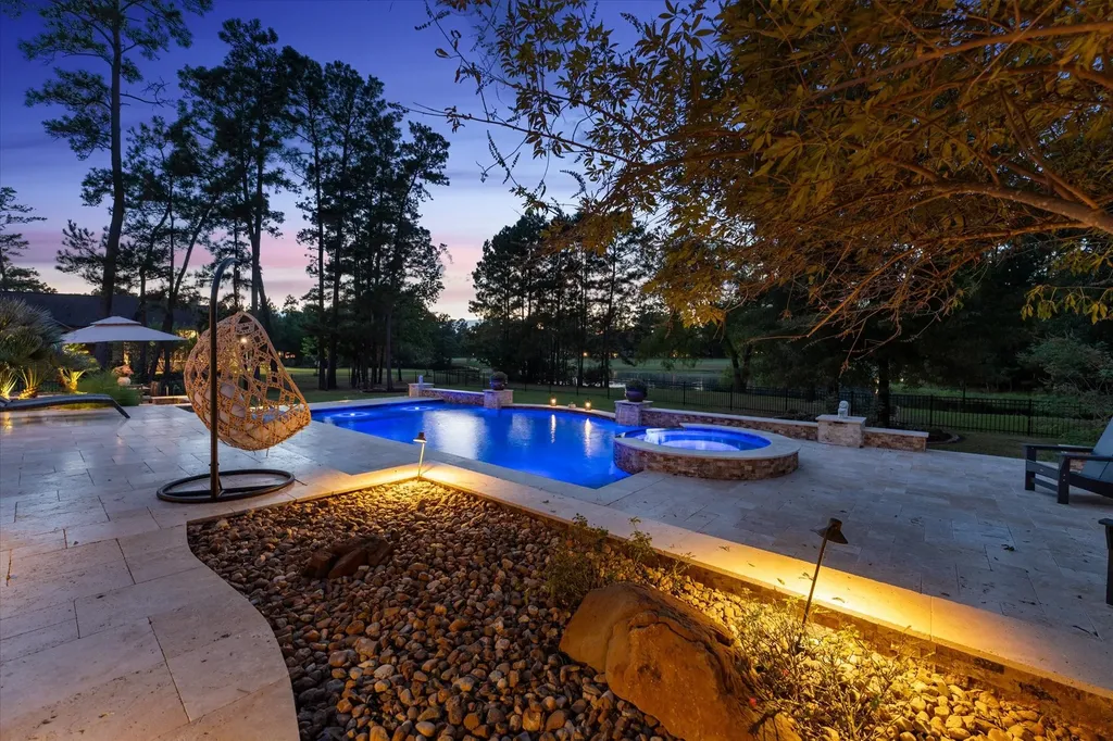 28733 Lakeside Green Magnolia TX 77355