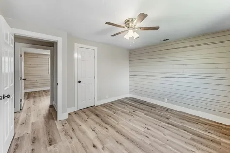 52 Hunters Creek Drive Huntsville TX 77340