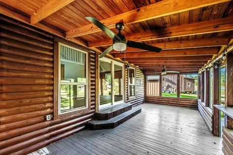 52 Hunters Creek Drive Huntsville TX 77340