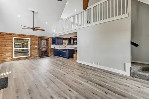 52 Hunters Creek Drive Huntsville TX 77340
