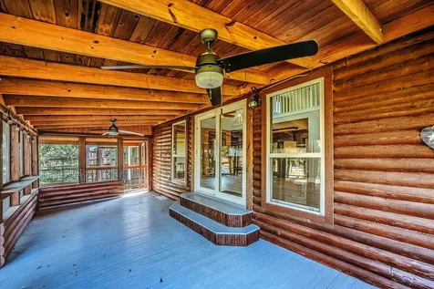 52 Hunters Creek Drive Huntsville TX 77340
