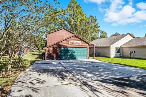 52 Hunters Creek Drive Huntsville TX 77340