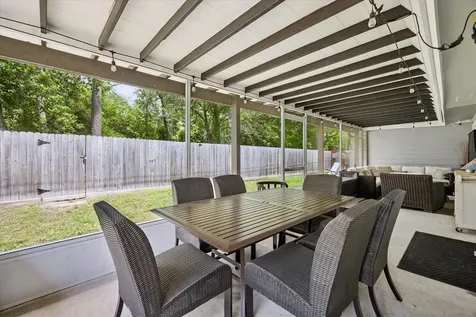 9840 Warwana Road Houston TX 77080