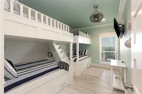 1255 Cloon Street Crystal Beach TX 77650