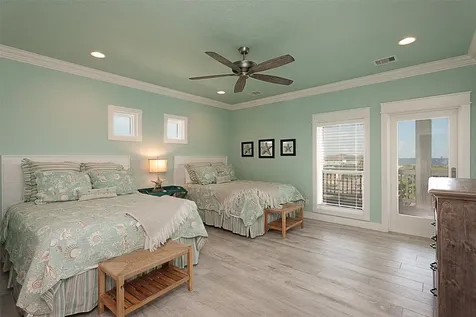 1255 Cloon Street Crystal Beach TX 77650