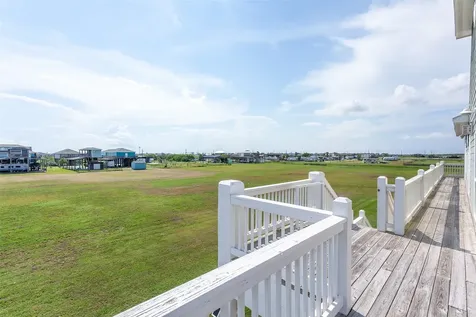 1255 Cloon Street Crystal Beach TX 77650