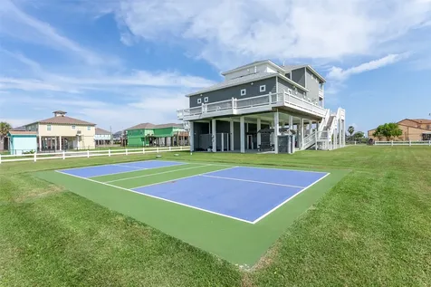 1255 Cloon Street Crystal Beach TX 77650