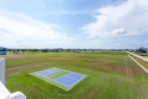 1255 Cloon Street Crystal Beach TX 77650