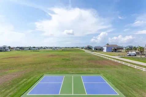 1255 Cloon Street Crystal Beach TX 77650
