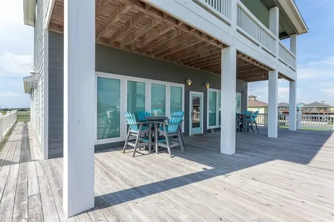 1255 Cloon Street Crystal Beach TX 77650