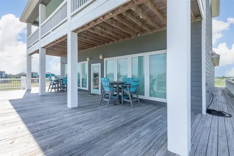 1255 Cloon Street Crystal Beach TX 77650