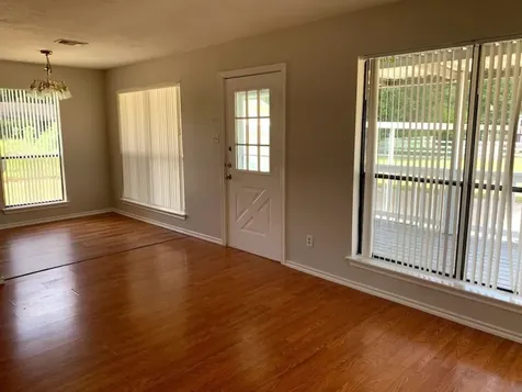 62 Laurel Court Cleveland TX 77327