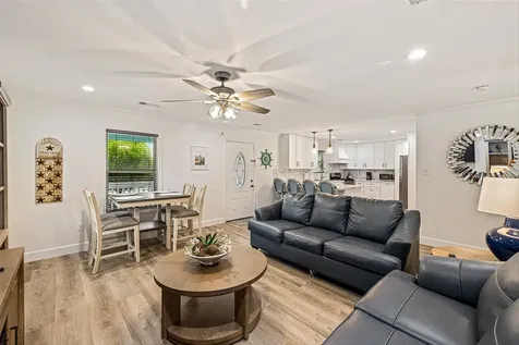 1602 55th Street Galveston TX 77551