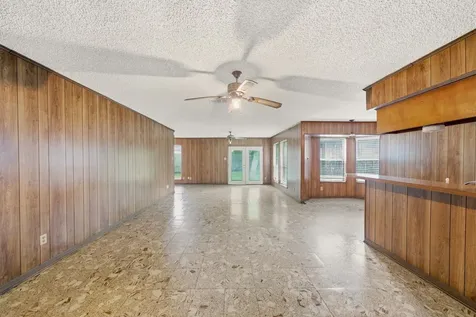 4929 Monarch Oak Lane Texas City TX 77591