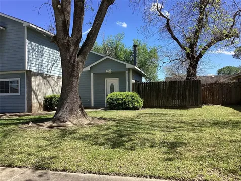 15831 Bazelbriar Lane Houston TX 77489