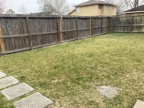 15831 Bazelbriar Lane Houston TX 77489