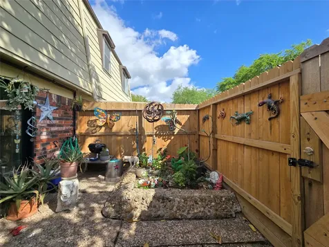 11515 Burdine Street 505 Houston TX 77035