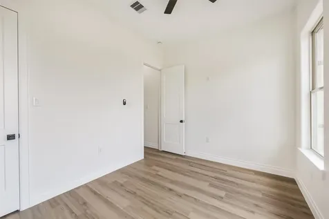 749 Wagon Wheel Trail Angleton TX 77515