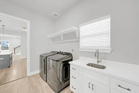 4614 Redbud Street Houston TX 77051