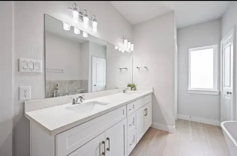 4614 Redbud Street Houston TX 77051