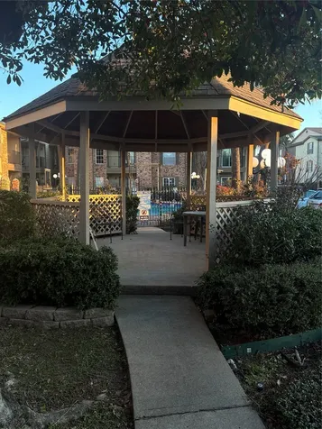 2121 Hepburn Street 404 Houston TX 77054