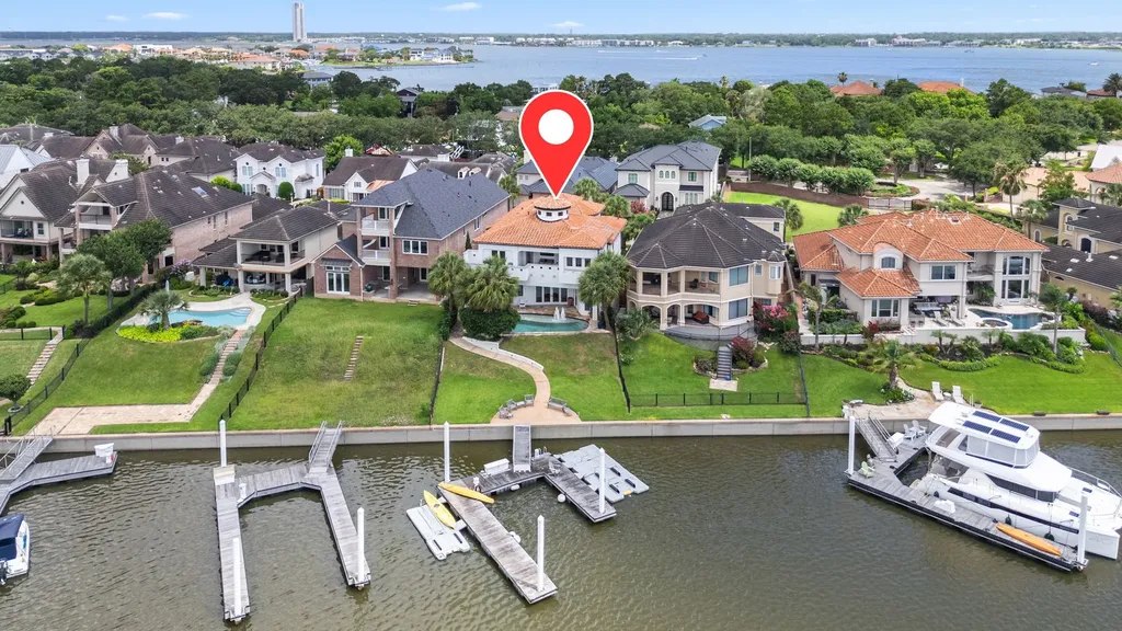 721 Harborside Way League City TX 77565