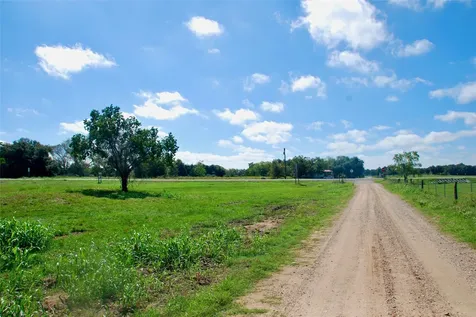 Tbd Cr 201 Hwy 90a E Hallettsville TX 77964