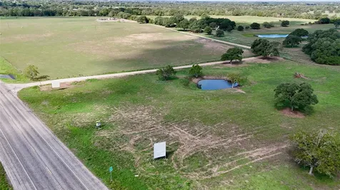 Tbd Cr 201 Hwy 90a E Hallettsville TX 77964