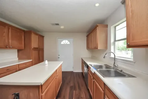 24992 Country Estates Drive New Caney TX 77357