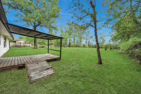 24992 Country Estates Drive New Caney TX 77357