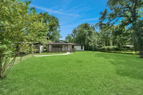 24992 Country Estates Drive New Caney TX 77357