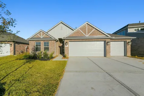 1525 Apache Heights Drive Dayton TX 77535