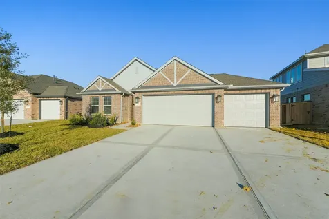1525 Apache Heights Drive Dayton TX 77535