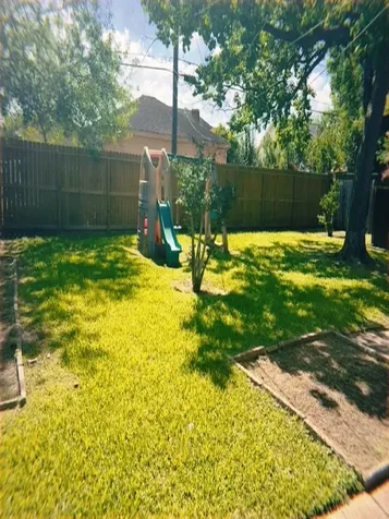 2901 Peach Lane Pasadena TX 77502