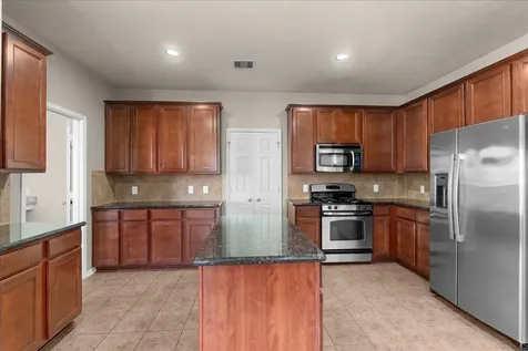 8611 Rocky River Street Cove TX 77523