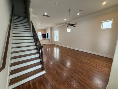 2021 Fannin Station Houston TX 77045