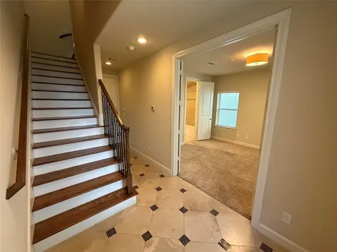 2021 Fannin Station Houston TX 77045