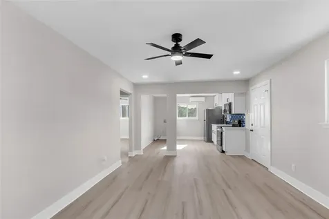 2919 Avenue K 3 Galveston TX 77550
