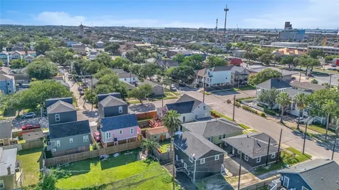 2919 Avenue K 3 Galveston TX 77550