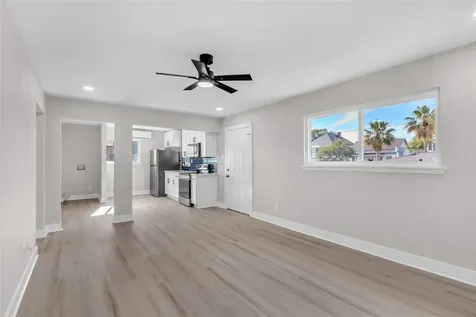 2919 Avenue K 3 Galveston TX 77550