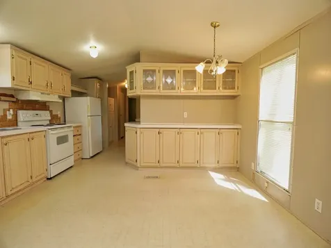 210 Floyd St Street Boling TX 77420