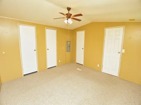 210 Floyd St Street Boling TX 77420