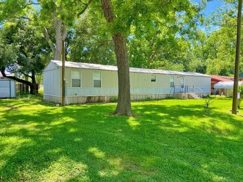 210 Floyd St Street Boling TX 77420