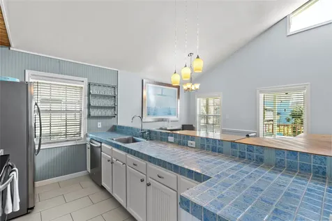 13810 San Domingo Drive Galveston TX 77554