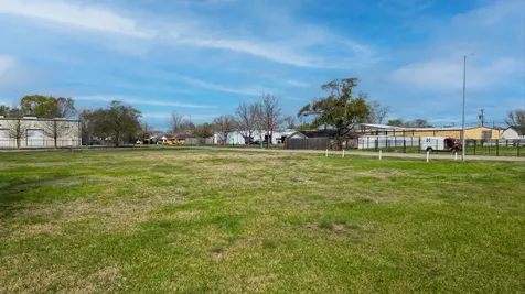 5909 Cypress Street Houston TX 77074