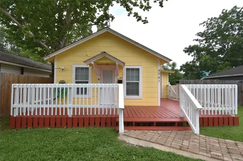 4541 Dakota Street Dickinson TX 77539