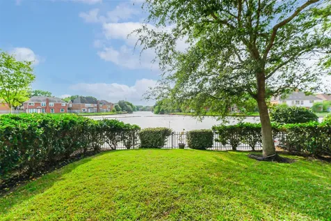 1014 Old Oyster Trail Sugar Land TX 77478