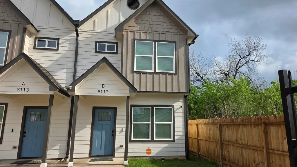 8113 Miley Street B Houston TX 77028